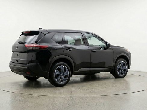 Used 2025 Nissan Rogue SV FWD image 9
