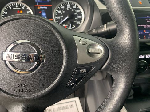Used 2019 Nissan Sentra SV FWD image 17