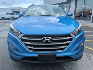 Used 2017 Hyundai Tucson SE video 2