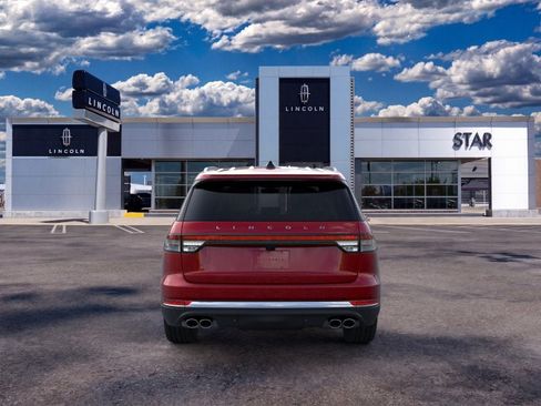 New 2026 Lincoln Aviator AWD image 5