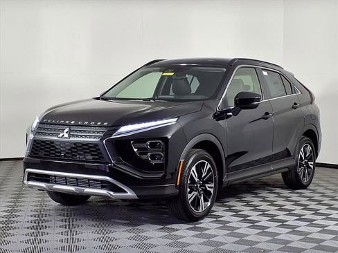 New 2026 Mitsubishi Eclipse Cross SE image 3