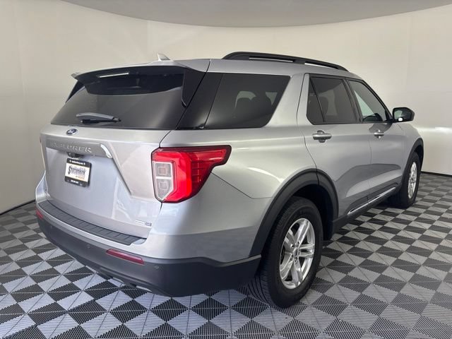 Used 2020 Ford Explorer XLT AWD/4WD image 37