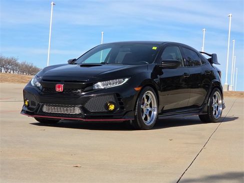 Used 2019 Honda Civic Type R image 3