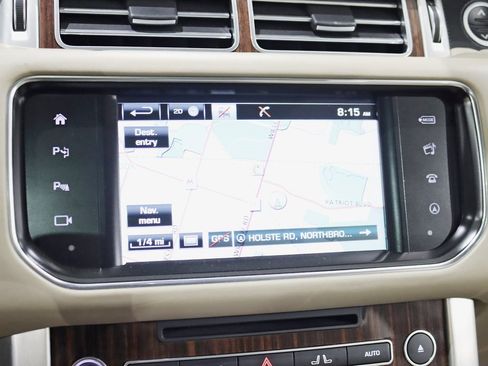 Used 2016 Land Rover Range Rover HSE image 19