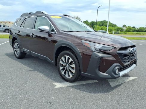Used 2023 Subaru Outback Touring XT w/ Popular Package #2 AWD/4WD image 3
