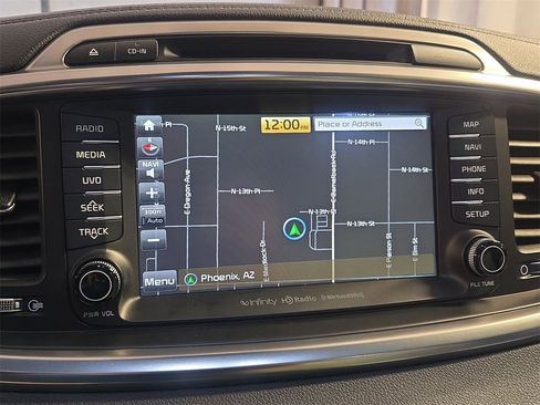 Used 2017 Kia Sorento SX image 23