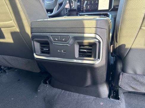 New 2026 GMC Sierra 2500 Denali w/ Denali Reserve Package image 19