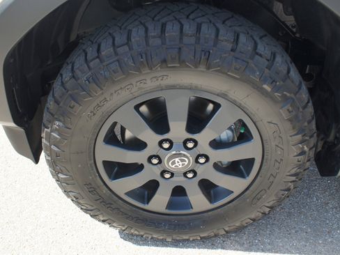 Used 2025 Toyota Land Cruiser AWD/4WD image 26