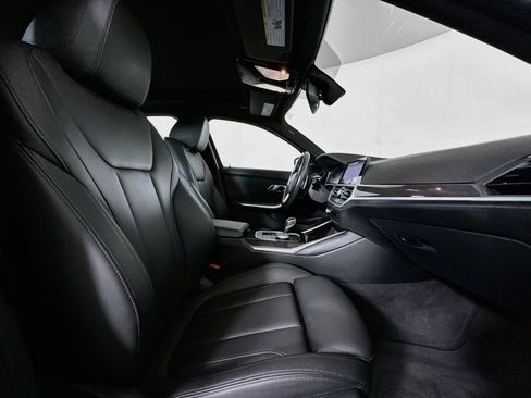 Used 2019 BMW 330i xDrive Sedan AWD/4WD image 32