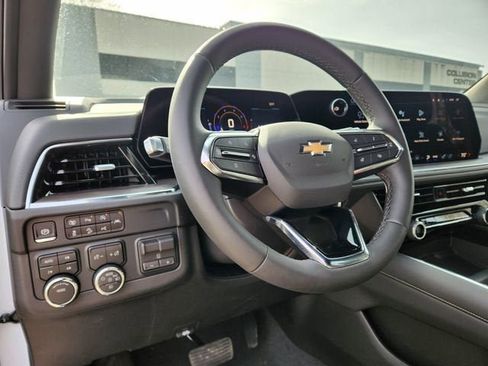 New 2026 Chevrolet Suburban Premier w/ Sun And Tow Package image 9