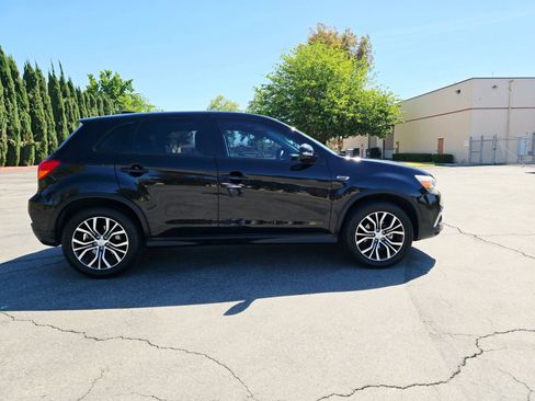 Used 2019 Mitsubishi Outlander Sport LE FWD image 4