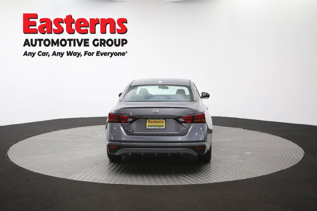 Used 2024 Nissan Altima 2.5 SV FWD image 40