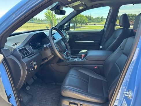 Used 2024 Honda Passport TrailSport image 4