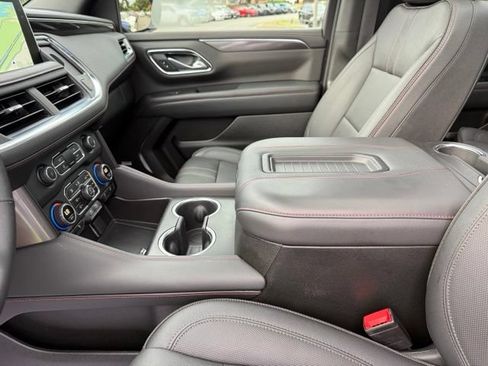 Used 2022 Chevrolet Tahoe RST w/ Luxury Package AWD/4WD image 23
