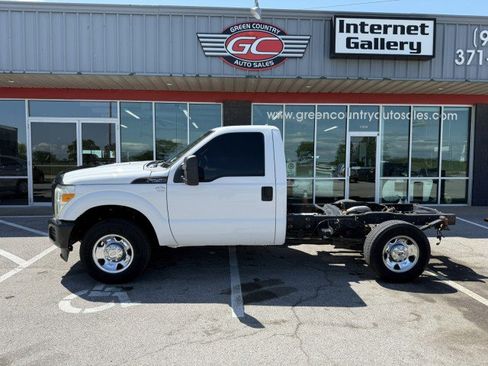 Used 2012 Ford F250 XL w/ XL Value Pkg image 1