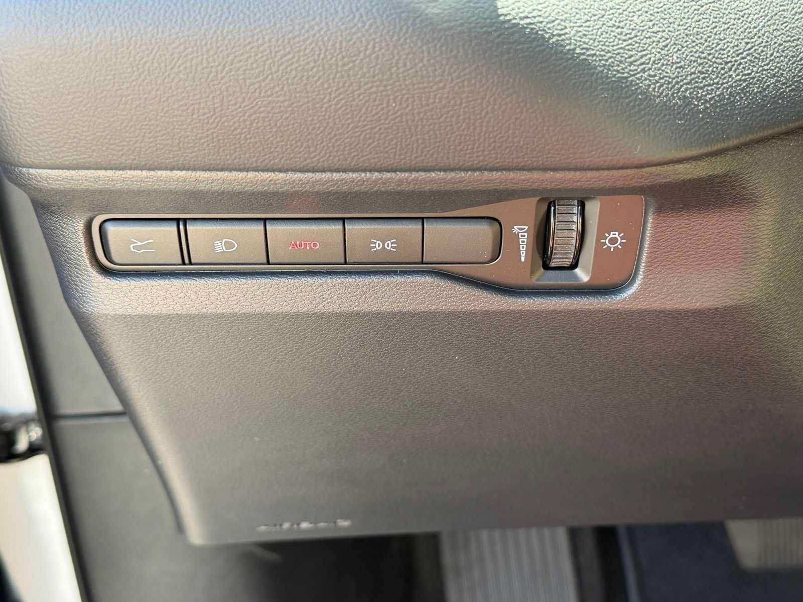 New 2026 Dodge Charger R/T AWD/4WD image 15