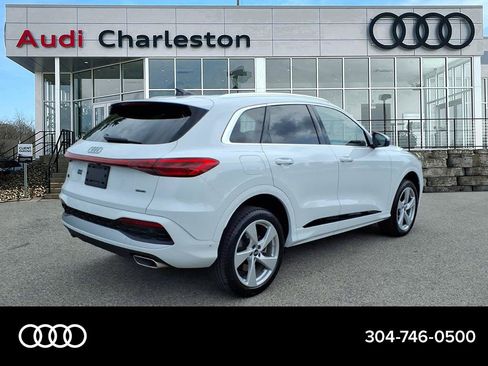 Certified 2025 Audi Q5 Premium w/ Premium Plus AWD/4WD image 3