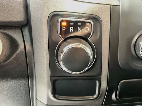 Used 2018 RAM 1500 Express RWD image 22