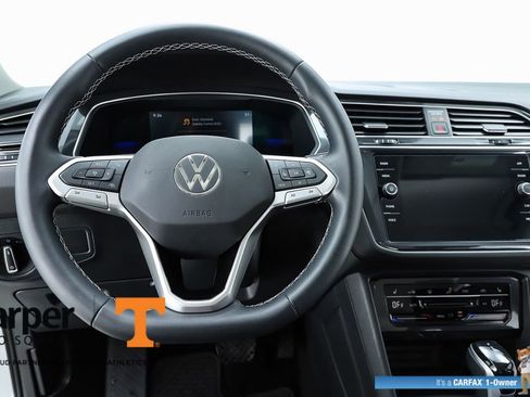 Used 2023 Volkswagen Tiguan SE image 58