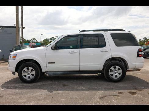 Used 2008 Ford Explorer XLT RWD image 3