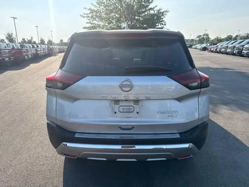 Used 2022 Nissan Rogue Platinum w/ Head-Up Display Package AWD/4WD image 5