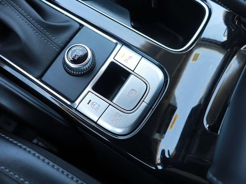 Used 2024 Kia Telluride S w/ S Sunroof Package FWD image 21