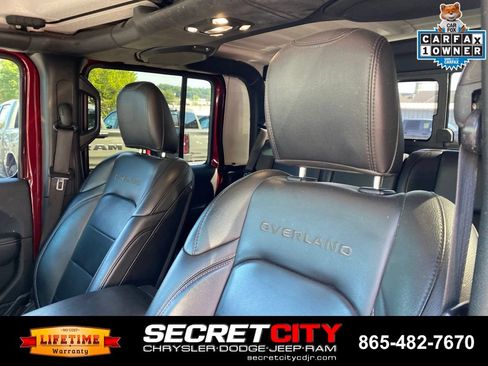 Used 2021 Jeep Gladiator Overland AWD/4WD image 11