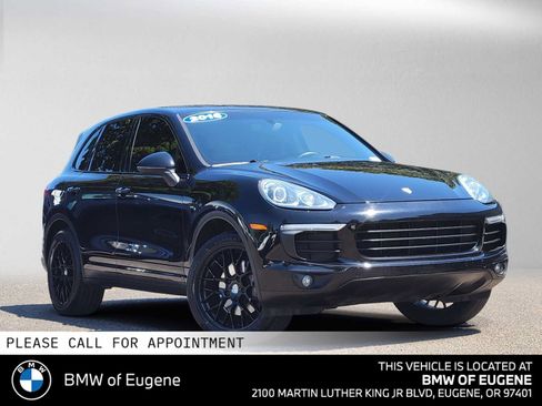 Used 2016 Porsche Cayenne AWD/4WD image 1