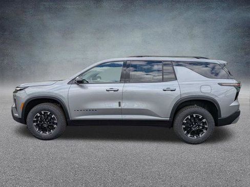 New 2026 Chevrolet Traverse Z71 w/ Driver Confidence Package AWD/4WD image 7
