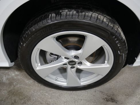 New 2025 Audi Q5 Premium Plus image 15