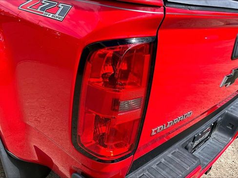 Used 2016 Chevrolet Colorado Z71 AWD/4WD image 28