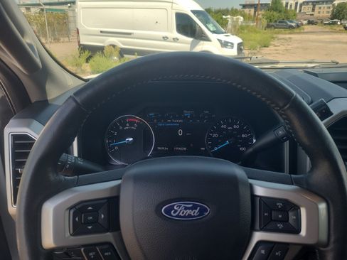 Used 2020 Ford F350 Lariat w/ Lariat Value Package AWD/4WD image 10