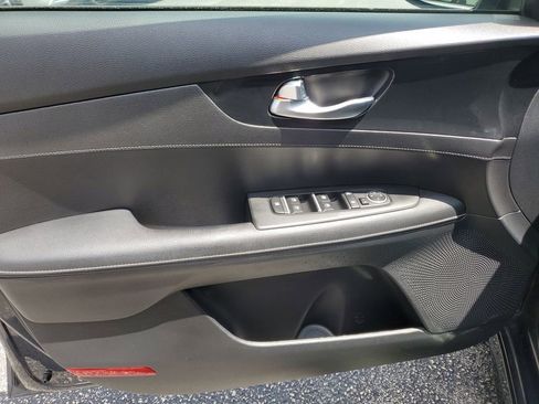 Certified 2022 Kia Forte GT-Line FWD image 20