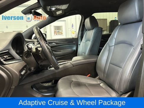 Used 2023 Buick Enclave Premium AWD/4WD image 17