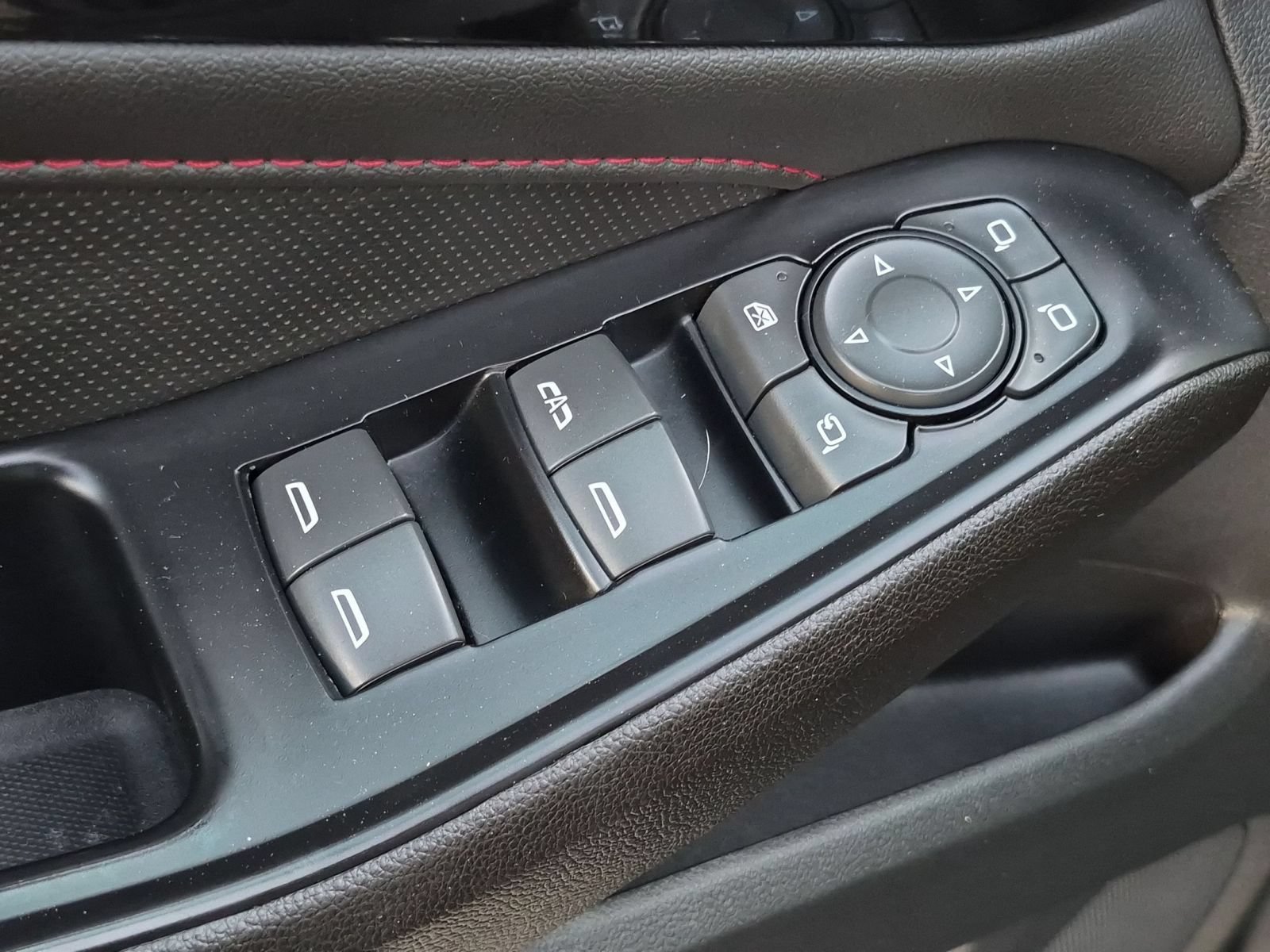 Used 2022 Chevrolet Traverse RS AWD/4WD image 11