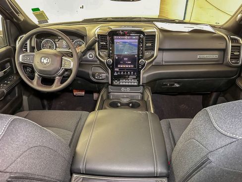 New 2026 RAM 2500 Big Horn AWD/4WD image 24