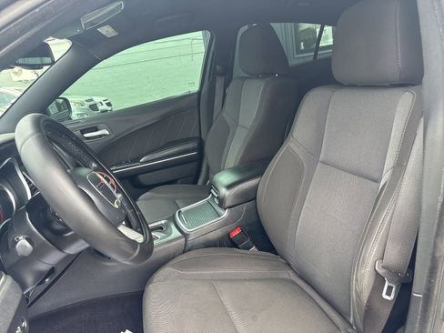 Used 2017 Dodge Charger SXT w/ Rallye Group RWD image 11