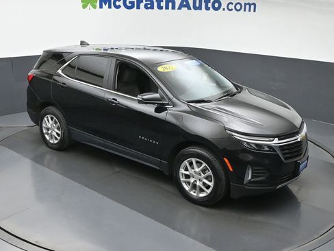 Used 2022 Chevrolet Equinox LT image 2