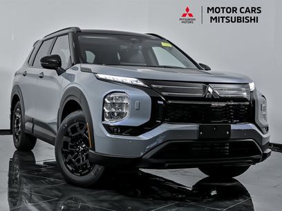 New 2025 Mitsubishi Outlander AWD