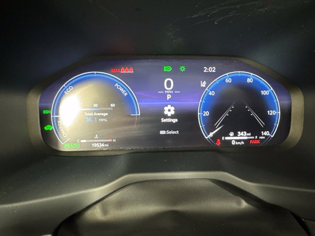 Used 2025 Toyota RAV4 XSE w/ Advanced Technology Package AWD/4WD image 18