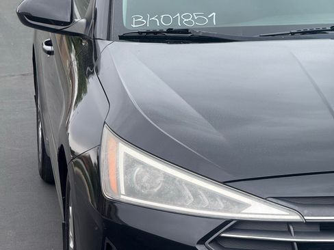 Used 2020 Hyundai Elantra SEL w/ Cargo Package (C1) FWD image 17