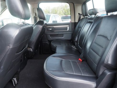 Used 2016 RAM 1500 Classic SLT w/ Luxury Group image 19
