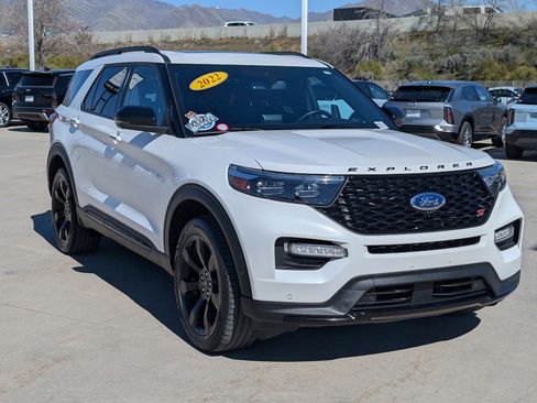 Used 2022 Ford Explorer ST w/ Equipment Group 401A image 8