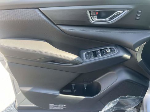 New 2025 Subaru Ascent Limited w/ Popular Package #2 image 6