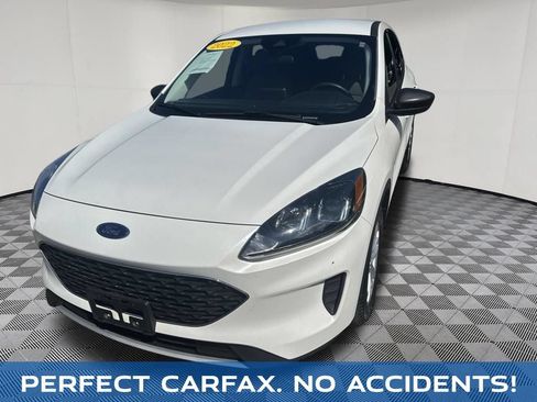 Used 2022 Ford Escape SE FWD image 2