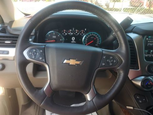 Used 2018 Chevrolet Suburban Premier RWD image 20