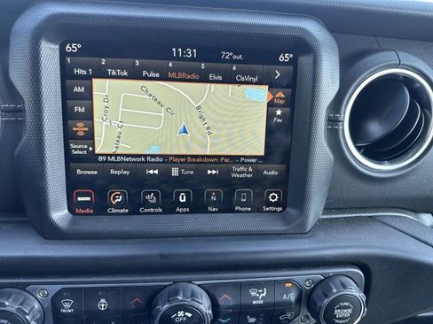Used 2021 Jeep Wrangler Unlimited Sahara w/ Cold Weather Group AWD/4WD image 14