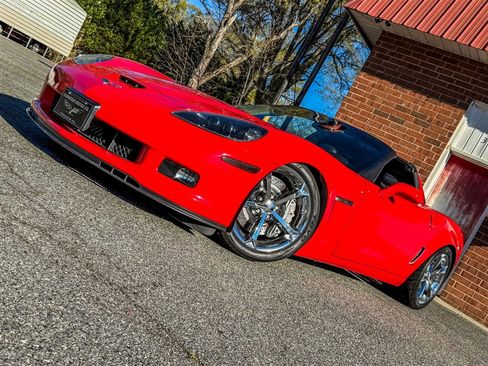Used 2011 Chevrolet Corvette Grand Sport w/ Preferred Equipment Group RWD image 8