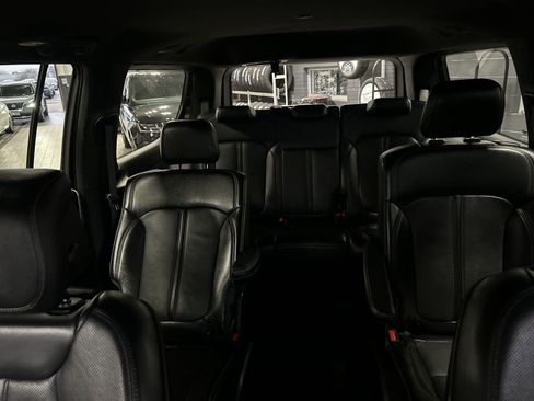 Used 2024 Jeep Wagoneer Series II AWD/4WD image 5