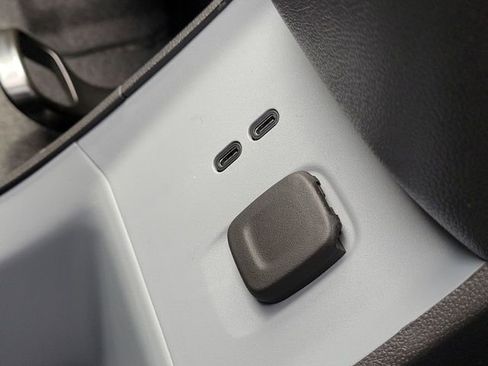 New 2027 Chevrolet Bolt LT w/ Comfort Package image 29